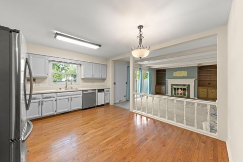 Tiny photo for 1209 W Bauer Road, Naperville, IL 60563 (MLS # 12373611)