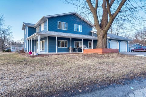 Photo of 1847 Lakewood Drive, Wilmington, IL 60481 (MLS # 12598218)