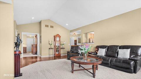 Tiny photo for 2727 Old Woods Trail #2727, Plainfield, IL 60586 (MLS # 12632400)