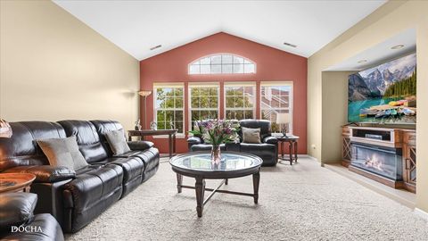 Tiny photo for 2727 Old Woods Trail #2727, Plainfield, IL 60586 (MLS # 12632400)