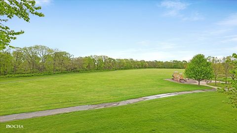 Tiny photo for 2727 Old Woods Trail #2727, Plainfield, IL 60586 (MLS # 12632400)