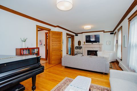 Tiny photo for 108 Wesley Avenue, Oak Park, IL 60302 (MLS # 12600520)