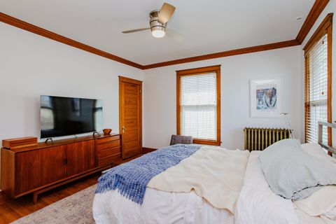 Tiny photo for 108 Wesley Avenue, Oak Park, IL 60302 (MLS # 12600520)