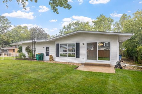 Tiny photo for 927 Putnam Drive, Lockport, IL 60441 (MLS # 12460065)