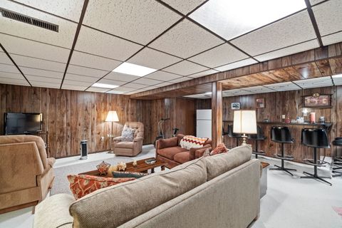 Tiny photo for 927 Putnam Drive, Lockport, IL 60441 (MLS # 12460065)