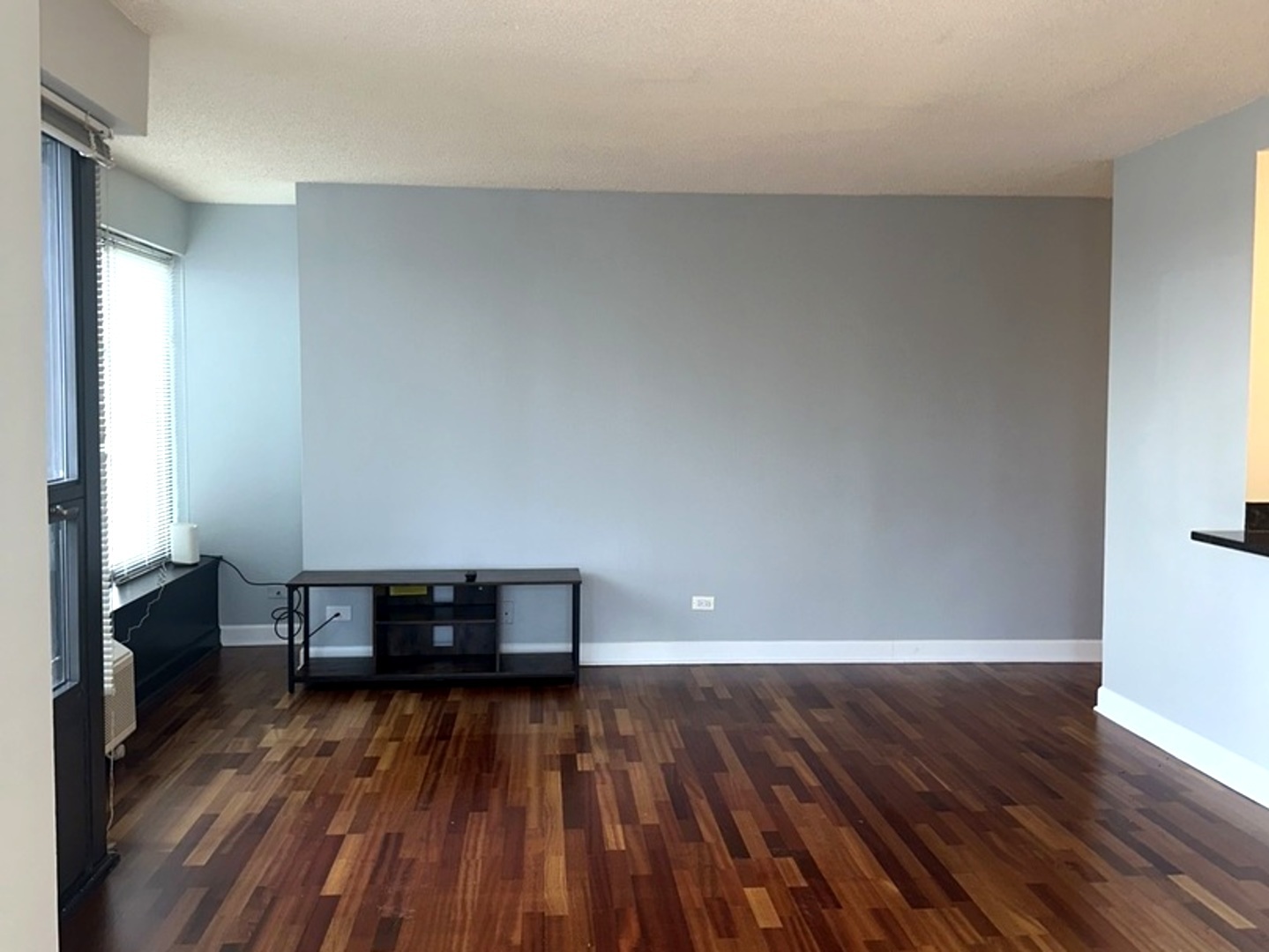 30 E HURON Street 4304