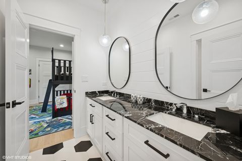 Tiny photo for 2411 Woodlawn Road, Northbrook, IL 60062 (MLS # 12373997)