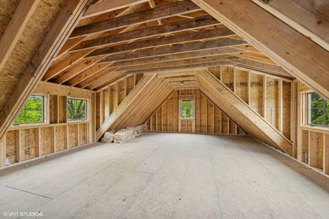 Tiny photo for 2411 Woodlawn Road, Northbrook, IL 60062 (MLS # 12373997)