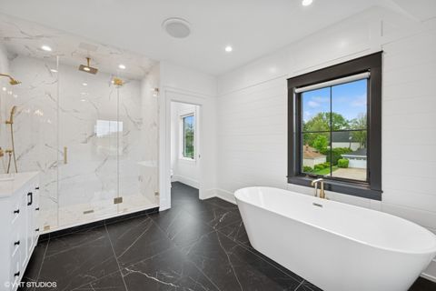 Tiny photo for 2411 Woodlawn Road, Northbrook, IL 60062 (MLS # 12373997)