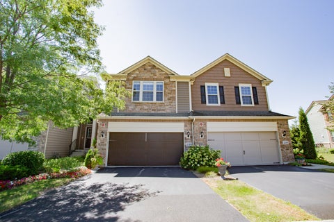 Photo of 246 Belmont Drive, Lincolnshire, IL 60069 (MLS # 12754783)