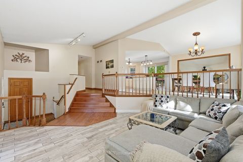 Tiny photo for 1078 Rain Tree Drive, Bolingbrook, IL 60440 (MLS # 12510595)