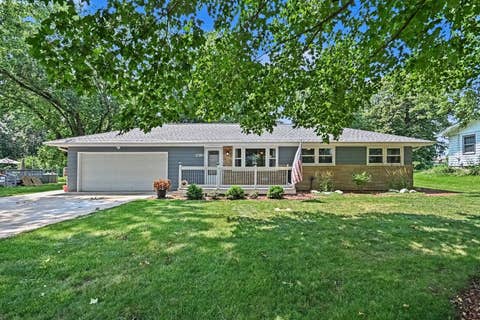 Photo of 2350 Nan Street, Aurora, IL 60502 (MLS # 12710468)