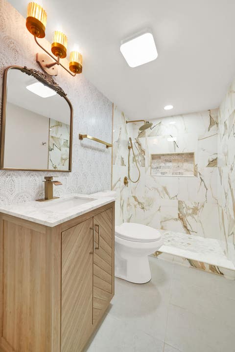 Tiny photo for 5626 N Miltimore Avenue, Chicago, IL 60646 (MLS # 12725570)