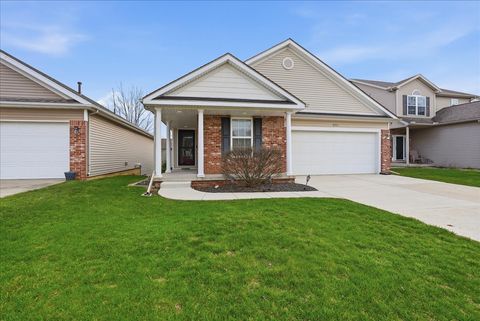 Photo of 910 Gerike Way, Bloomington, IL 61704 (MLS # 12599818)