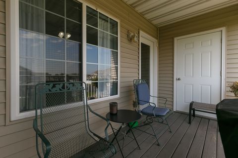 Tiny photo for 220 E Franklin Street #204, Eldridge, IA 52748 (MLS # 12712437)