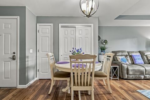 Tiny photo for 220 E Franklin Street #204, Eldridge, IA 52748 (MLS # 12712437)