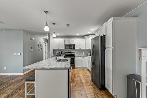 Tiny photo for 220 E Franklin Street #204, Eldridge, IA 52748 (MLS # 12712437)