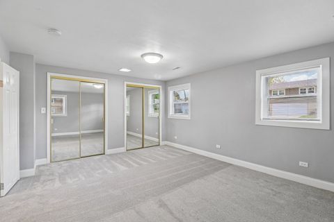 Tiny photo for 207 N Idlewild Avenue, Mundelein, IL 60060 (MLS # 12644437)