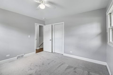 Tiny photo for 207 N Idlewild Avenue, Mundelein, IL 60060 (MLS # 12644437)