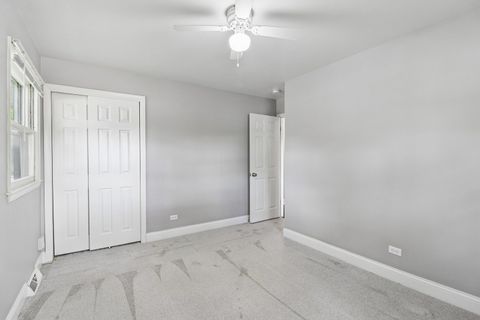 Tiny photo for 207 N Idlewild Avenue, Mundelein, IL 60060 (MLS # 12644437)