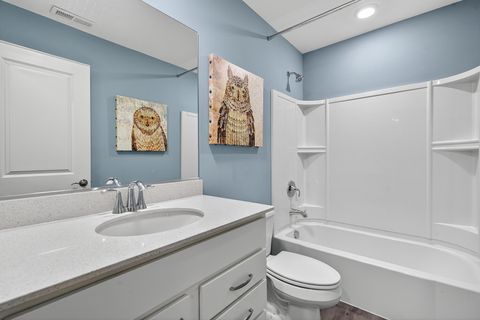 Tiny photo for 1001 Draper Road, McHenry, IL 60050 (MLS # 12450114)