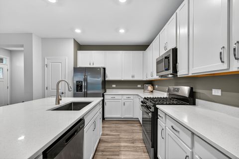 Tiny photo for 1001 Draper Road, McHenry, IL 60050 (MLS # 12450114)