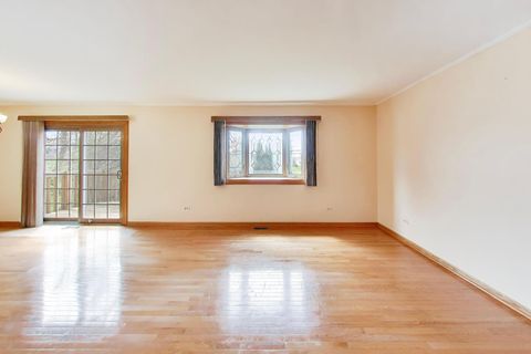 Tiny photo for 1101 Hunter Street, Lombard, IL 60148 (MLS # 12617860)