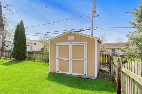 Tiny photo for 1101 Hunter Street, Lombard, IL 60148 (MLS # 12617860)