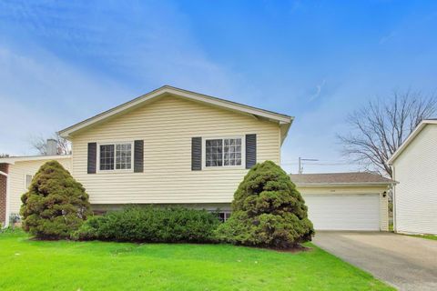 Tiny photo for 1101 Hunter Street, Lombard, IL 60148 (MLS # 12617860)