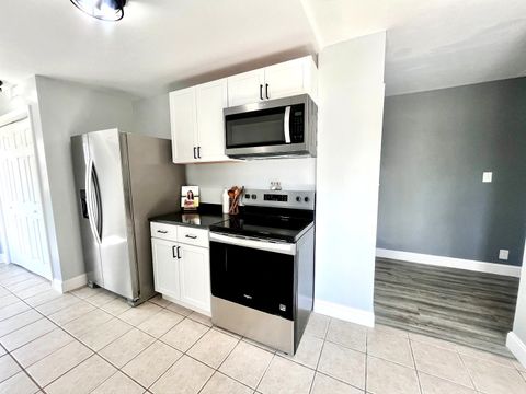 Tiny photo for 528 W 20th Street, Metropolis, IL 62960 (MLS # 12574211)