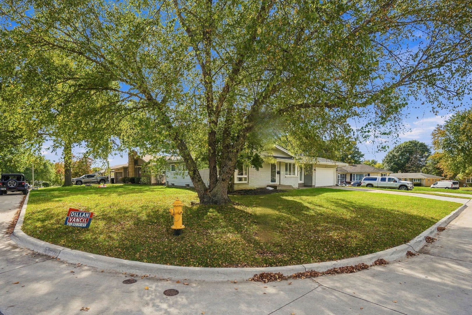 2740 32nd Avenue Court