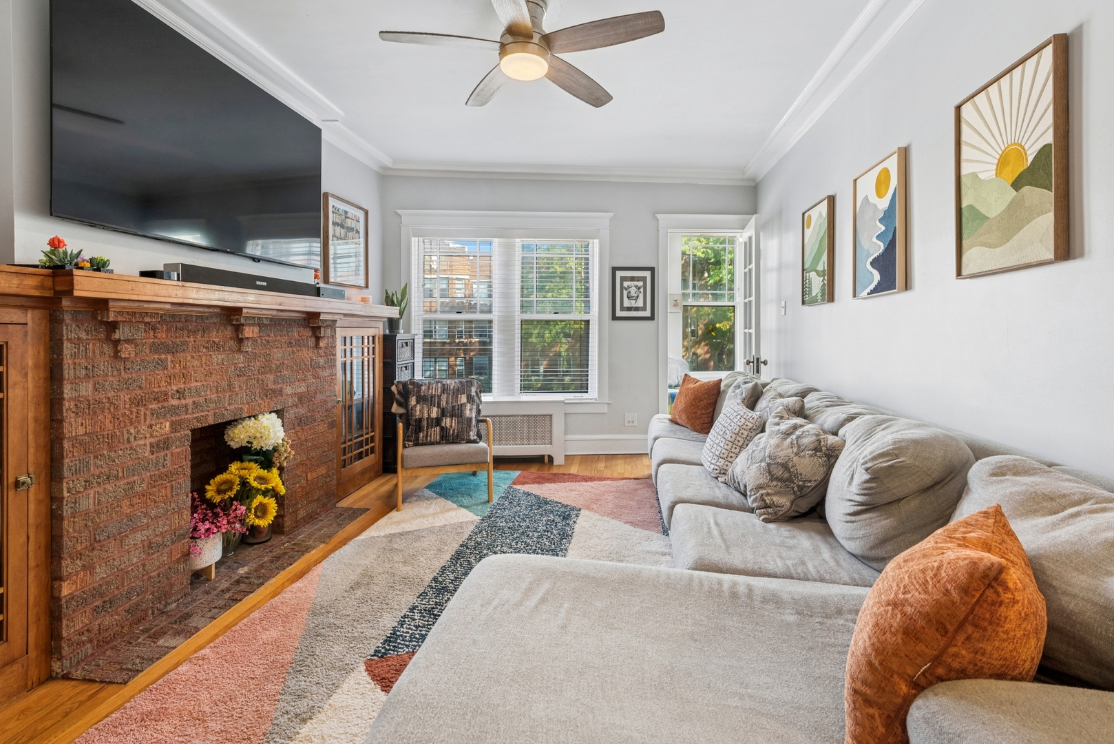 7658 N Sheridan Road 2