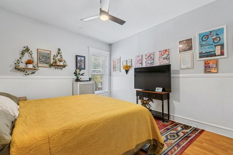 Tiny photo for 7658 N Sheridan Road #2, Chicago, IL 60626 (MLS # 12500792)