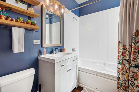 Tiny photo for 7658 N Sheridan Road #2, Chicago, IL 60626 (MLS # 12500792)