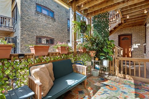 Tiny photo for 7658 N Sheridan Road #2, Chicago, IL 60626 (MLS # 12500792)