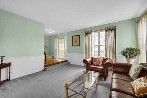 Tiny photo for 176 Sandalwood Lane, Bolingbrook, IL 60440 (MLS # 12613434)