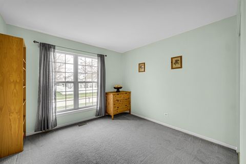 Tiny photo for 176 Sandalwood Lane, Bolingbrook, IL 60440 (MLS # 12613434)