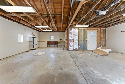 Tiny photo for 301 N 2nd Avenue, Chenoa, IL 61726 (MLS # 12579051)