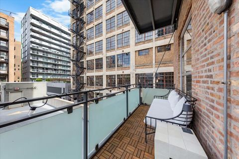 Tiny photo for 333 S Desplaines Street #301, Chicago, IL 60661 (MLS # 12491216)