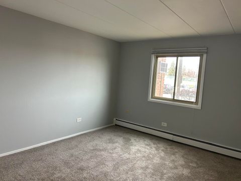 Tiny photo for 5321 Waterbury Drive #502, Crestwood, IL 60418 (MLS # 12595004)