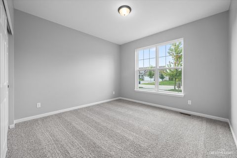 Tiny photo for 151 Quinlan Avenue, DeKalb, IL 60115 (MLS # 12423317)