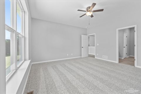 Tiny photo for 151 Quinlan Avenue, DeKalb, IL 60115 (MLS # 12423317)