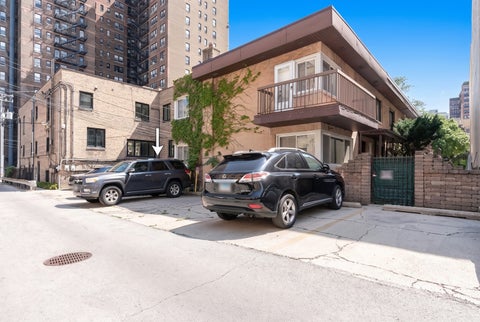 Tiny photo for 428 W Wellington Avenue #B, Chicago, IL 60657 (MLS # 12795644)