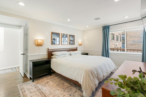 Tiny photo for 428 W Wellington Avenue #B, Chicago, IL 60657 (MLS # 12795644)