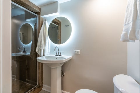 Tiny photo for 428 W Wellington Avenue #B, Chicago, IL 60657 (MLS # 12795644)