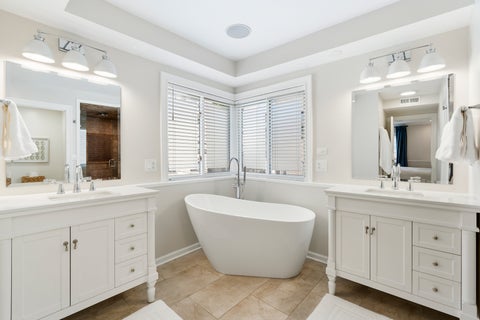 Tiny photo for 428 W Wellington Avenue #B, Chicago, IL 60657 (MLS # 12795644)