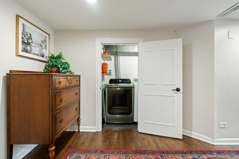 Tiny photo for 428 W Wellington Avenue #B, Chicago, IL 60657 (MLS # 12795644)