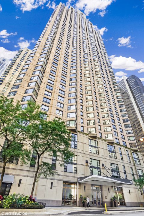 Photo of 401 E Ontario Street #2601, Chicago, IL 60611 (MLS # 12703615)