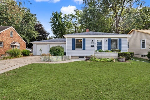 Photo of 1115 Hovey Avenue, Normal, IL 61761 (MLS # 12758329)