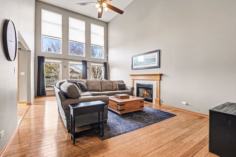 Tiny photo for 2113 Colonial Street, Aurora, IL 60503 (MLS # 12570395)